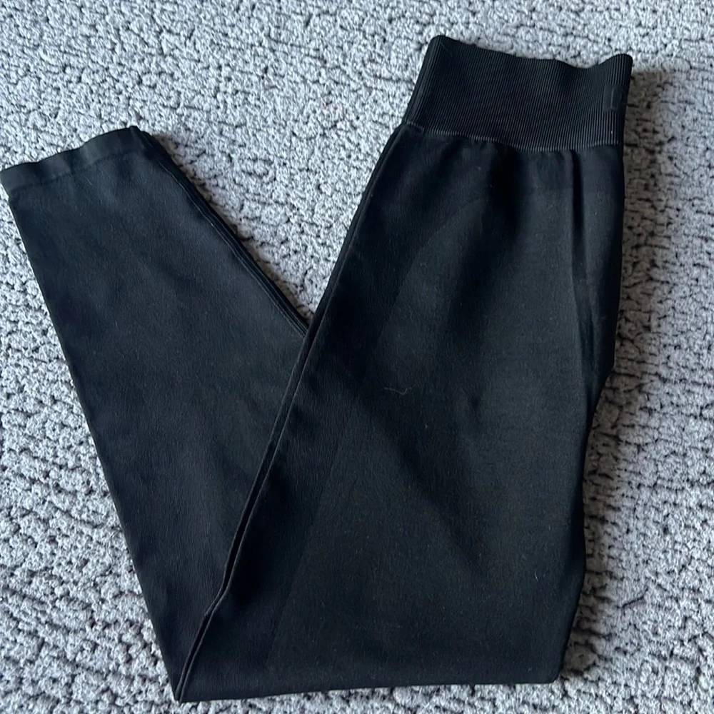 PINK Black Leggings - Picture 10 of 11